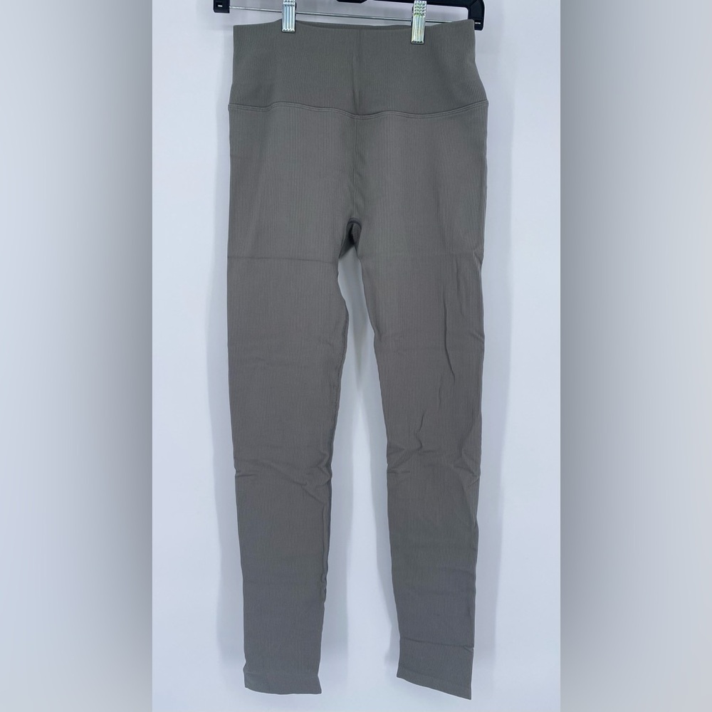 Alo Yoga High-Waist Ribbed Leggings Green Gray Size Medium Mindful Movement